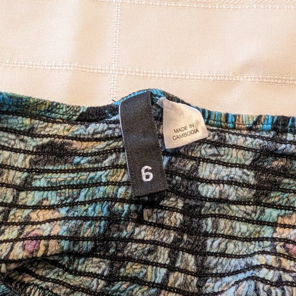 Peacock Top - Picture 3 of 5